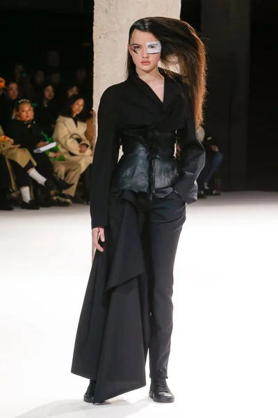 Look 31